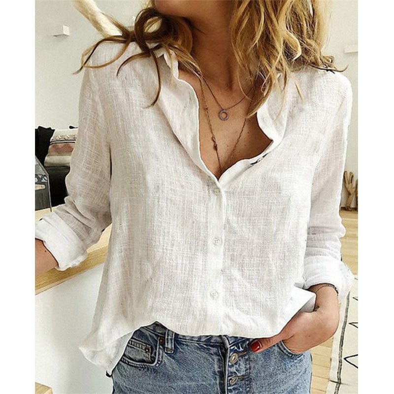 Chemise femme polyvalente à col et manches longues, parfaite pour un style décontracté ou formel.