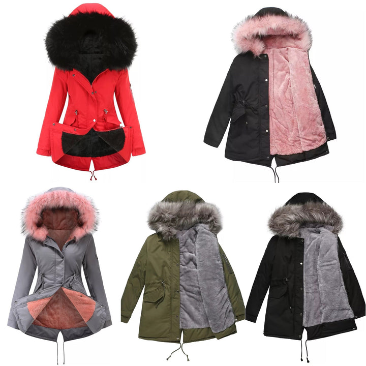 Manteau parka femme, chaud et chic, idéal pour l'hiver avec sa capuche confortable et stylée.