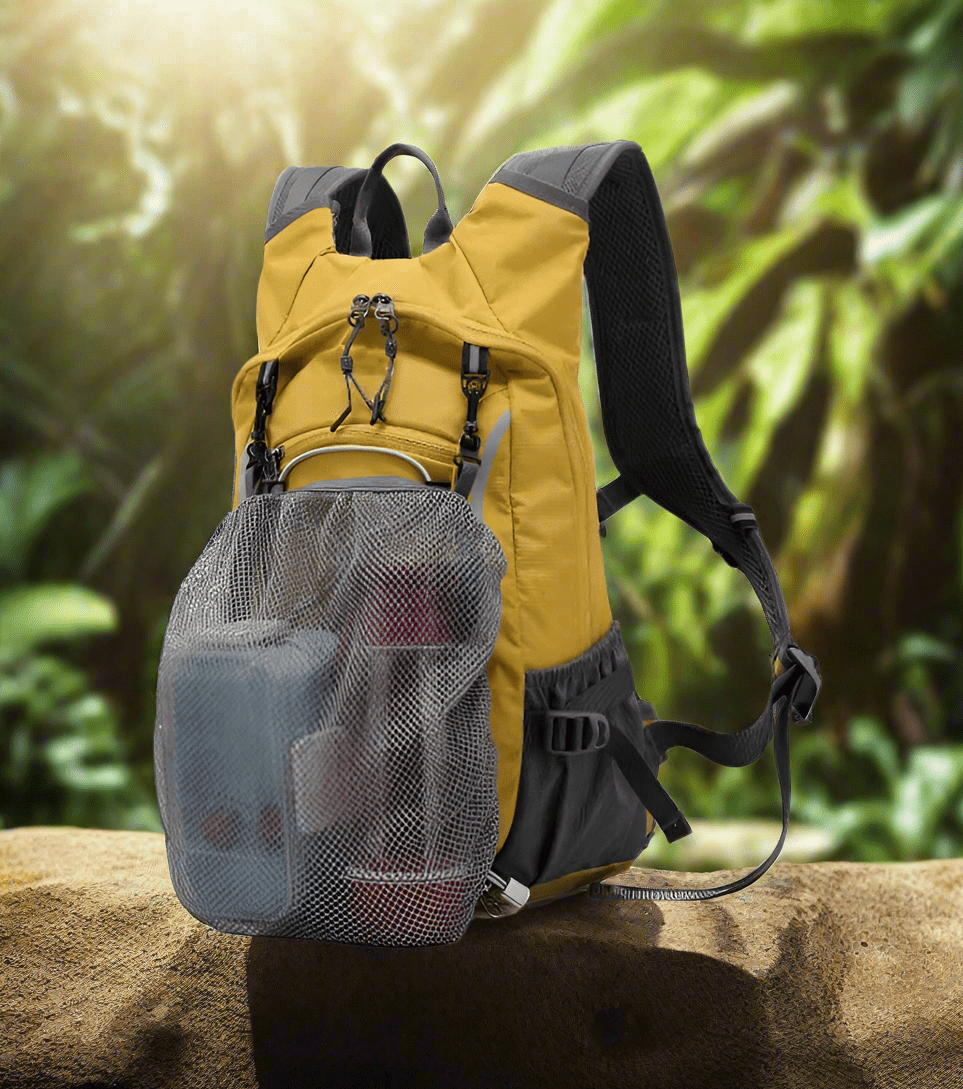 Sac à dos 20L unisexe, étanche pour randonnée et vélo. Design polyvalent et confort pour tous les aventuriers.