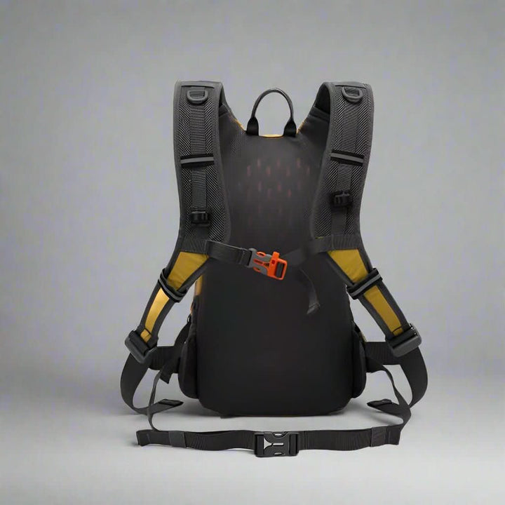 Sac à dos de randonnée 20L léger, étanche, parfait pour les sentiers. Confortable et robuste pour l'extérieur.