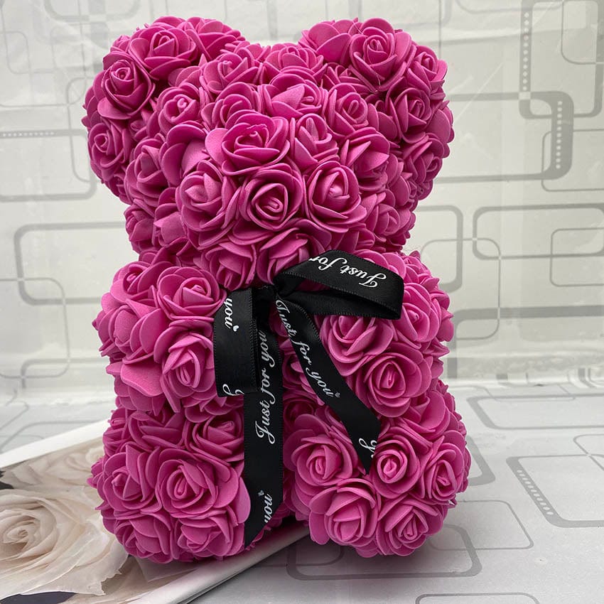 Ourson rose éternelle PetalCuddle, cadeau femme, décoration élégante et durable.