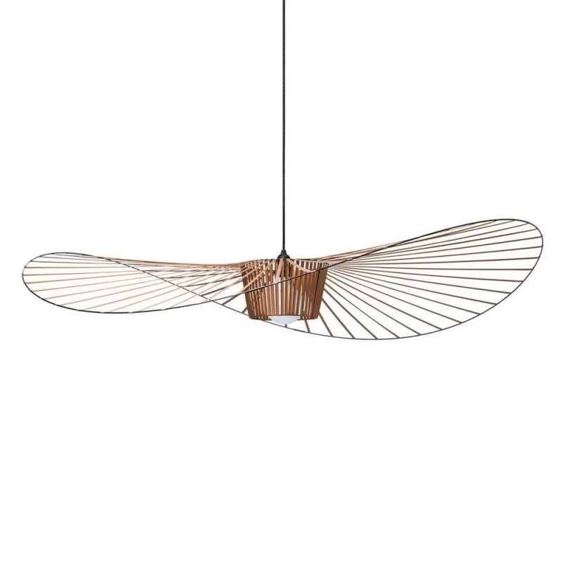 Luminaire plafond contemporain, idéal pour une ambiance lumineuse chaleureuse dans votre salon.