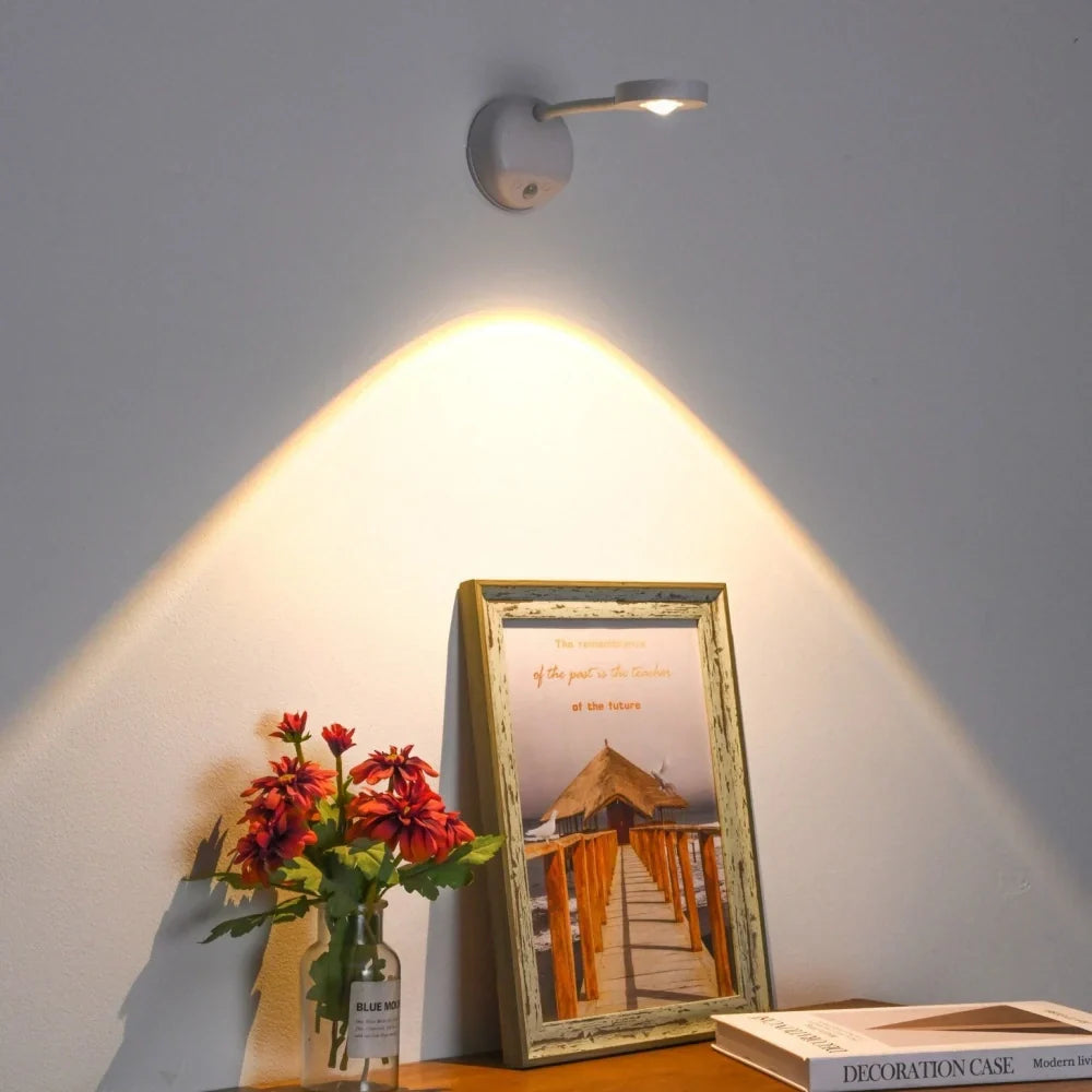 Lampe murale LED polyvalente. Veilleuse intelligente avec détecteur de mouvement, adhésive et sans fil.