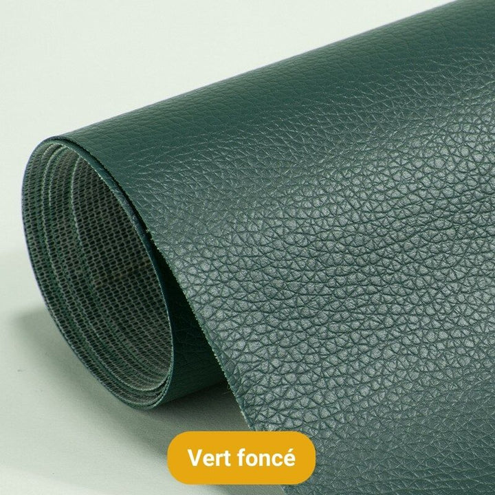 Solution de réparation autocollante pour cuir, parfaite pour redonner vie à vos canapés, sacs et sièges.