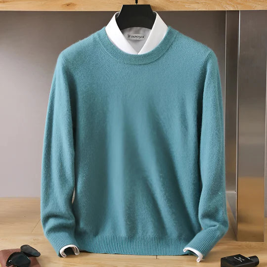 Pullover homme col rond moderne, vêtement chic pour un style contemporain et confortable en automne.
