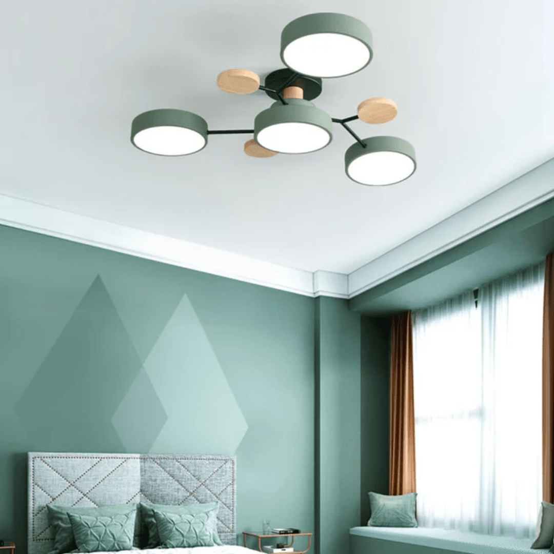 Plafonnier LED minimaliste rond, lumière douce, s'intègre parfaitement dans toute pièce intérieure.