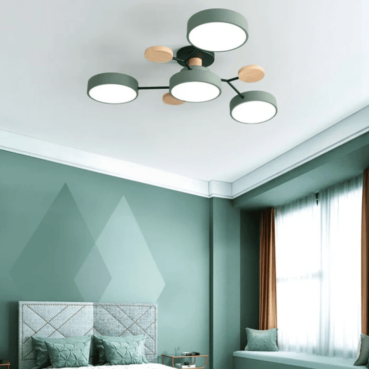 Plafonnier LED minimaliste rond, lumière douce, s'intègre parfaitement dans toute pièce intérieure.