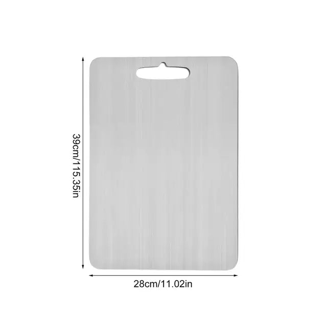 Planche à découper en métal hygiénique et durable, un indispensable pour la préparation culinaire.
