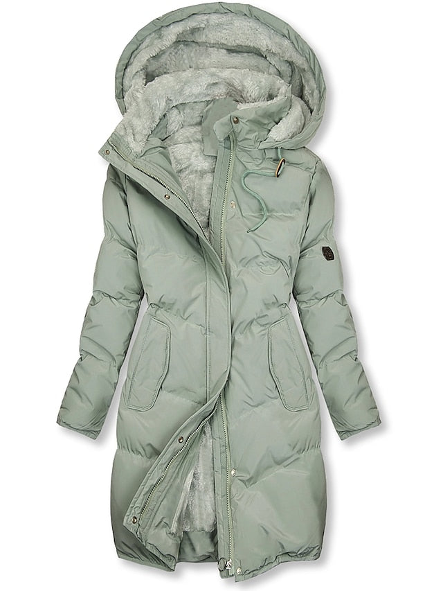 Manteau femme élégant grandes tailles, vêtement extérieur isolant et protecteur pour l'hiver.