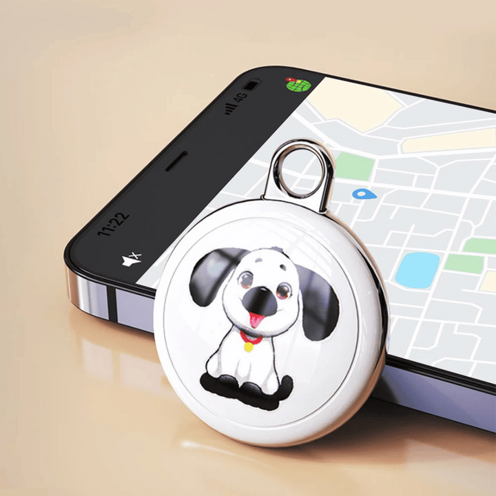 Traceur GPS robuste pour animaux. Idéal pour chiens actifs et chats explorateurs. Design étanche et résistant.