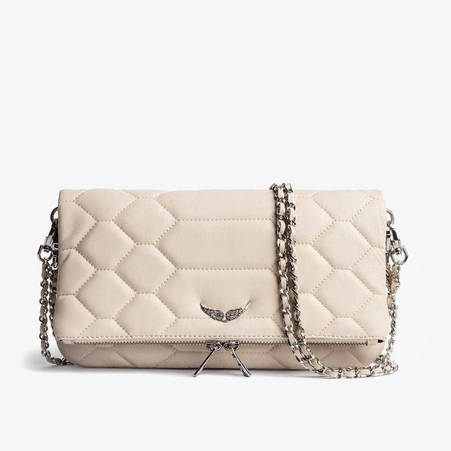 Pochette élégante à motif carreaux, sac de soirée chic, accessoire mode luxe pour femme.