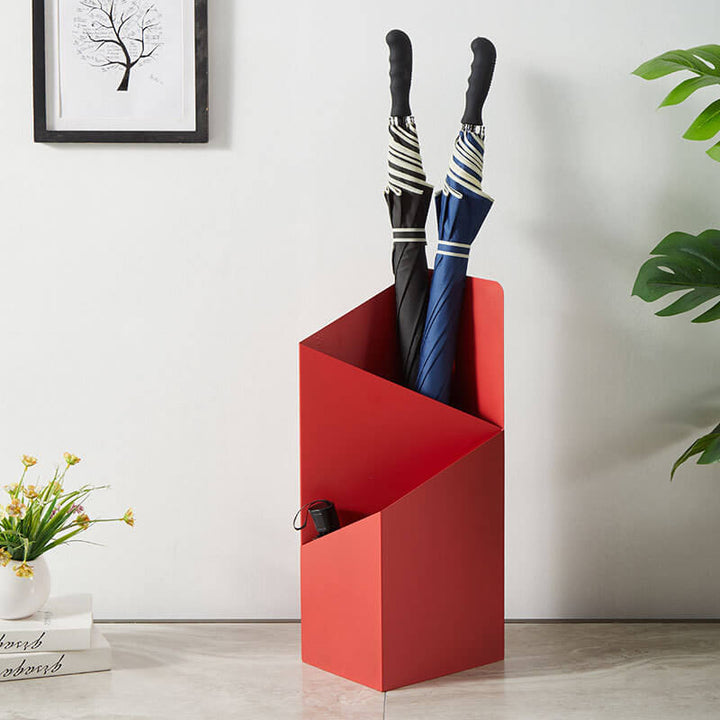 Porte-parapluies scandinave élégant pour entrée, design moderne et épuré. Rangement maison.