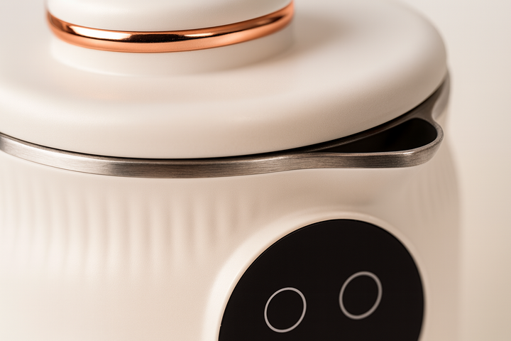 Réalisez vos laits végétaux bio, soupes chaudes et smoothies protéinés avec cet appareil.