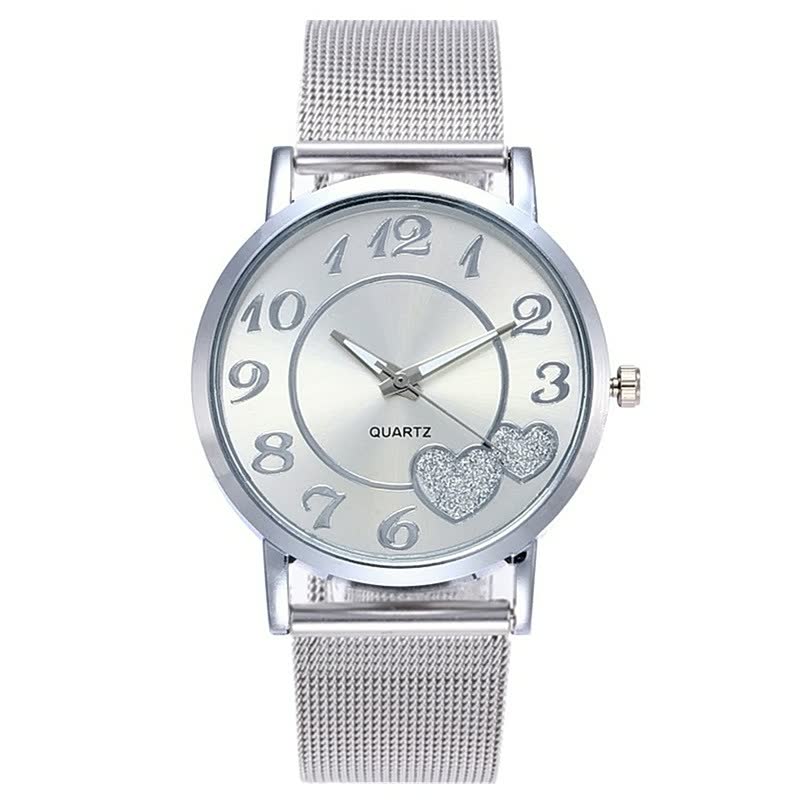 Montre femme tendance avec bracelet métallique, un accessoire horloger pour chaque occasion.