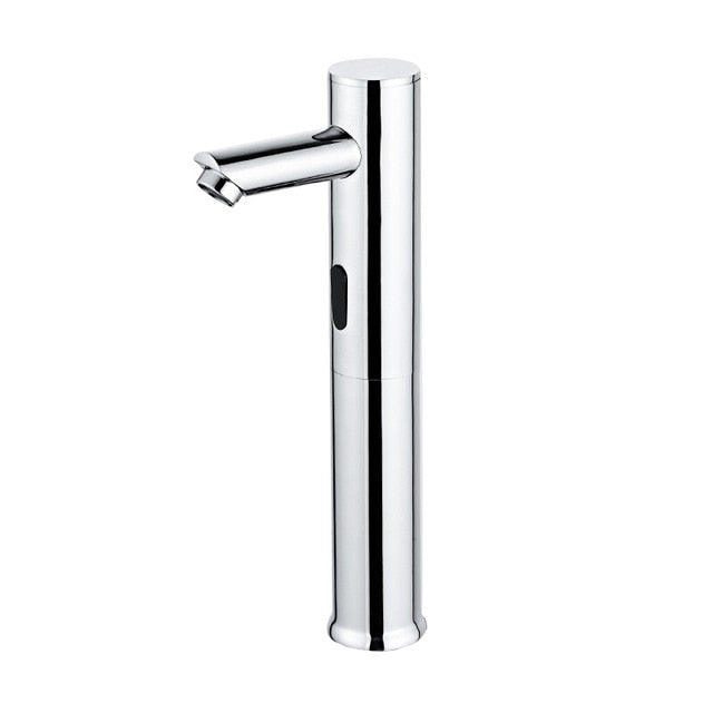 Robinet innovant à capteur, une touche de modernité et d'hygiène pour votre foyer.