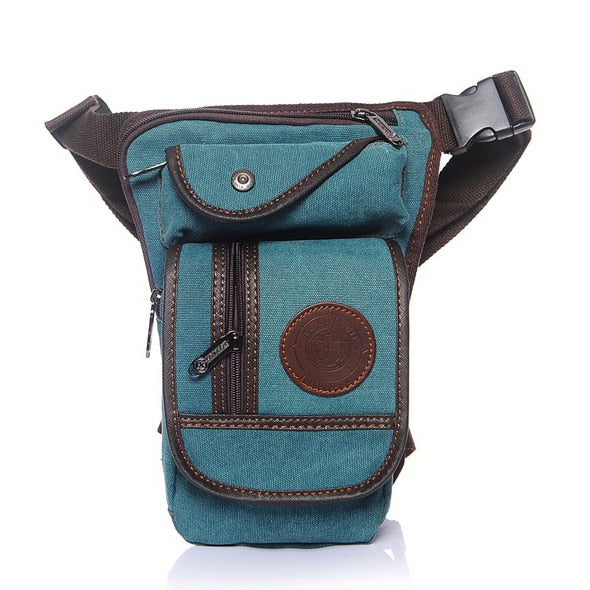 Poche de jambe bleue, accessoire équestre compact et fonctionnel pour le sport.