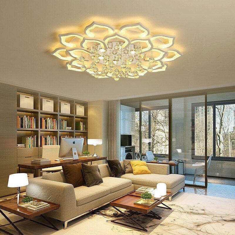 Plafonnier Lotus moderne et luxueux en cristal. Éclairage intérieur dimmable pour une ambiance parfaite.