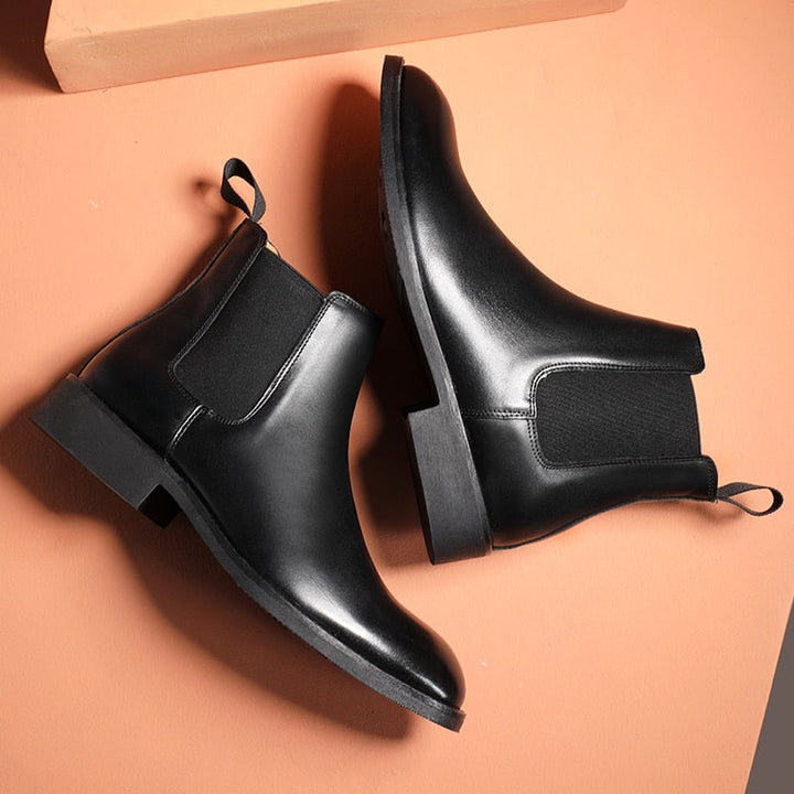 Bottines homme luxe, style italien, élégantes et chics. Idéales pour l'automne-hiver, alliant confort et raffinement.