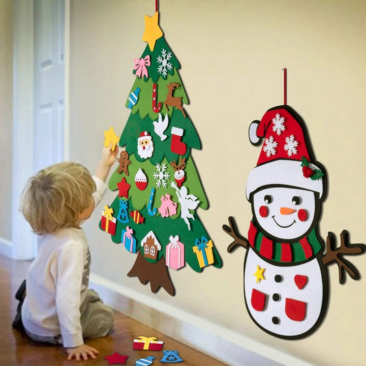 Sapin de Noël Montessori en feutre, lumineux et interactif. Favorise la créativité et l'éveil des enfants.