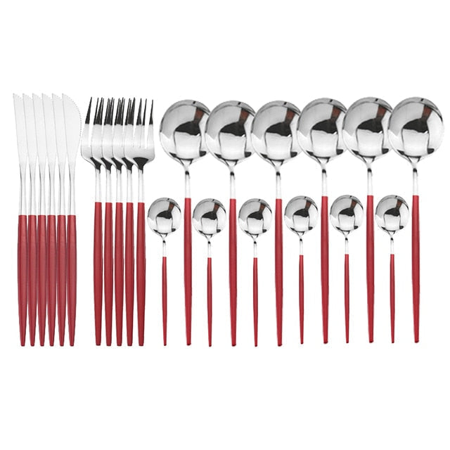 Couverts en acier inoxydable 24 pièces, durables et élégants, parfaits pour une vaisselle moderne et stylée.