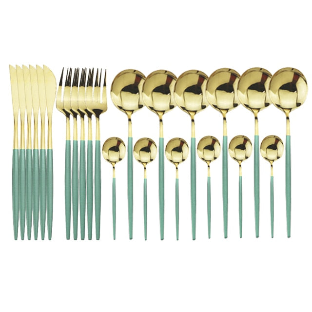 Ensemble de couverts 24 pièces en acier inoxydable, design moderne et élégant pour service de table.