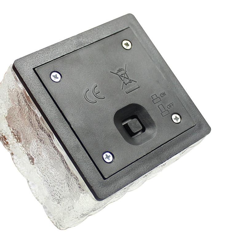 Lampe solaire LED effet vague d'eau, parfaite pour sublimer votre jardin et votre éclairage extérieur.