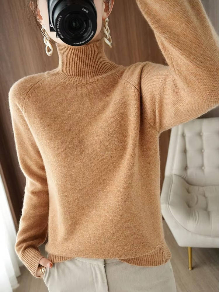 Pull ample court pour femme, col roulé chic, disponible en violet et vert miel tendance.