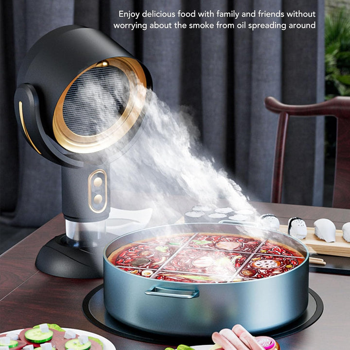 Petit purificateur d'air. Élimine fumée et mauvaises odeurs, assure une qualité de l'air optimale pour un espace sain.
