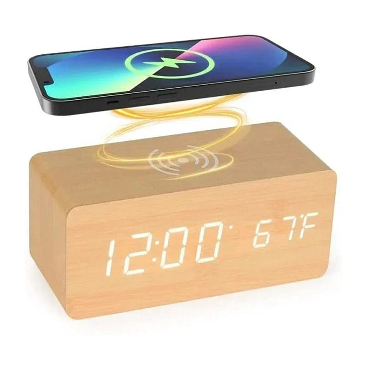 Horloge réveil numérique multifonction en bois, avec chargeur sans fil Qi, alarme et affichage de la température.