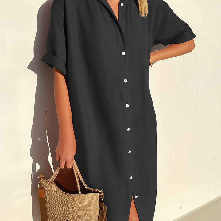 Robe ample femme légère et confortable, coupe chemise. Élégance décontractée pour une mode estivale polyvalente.