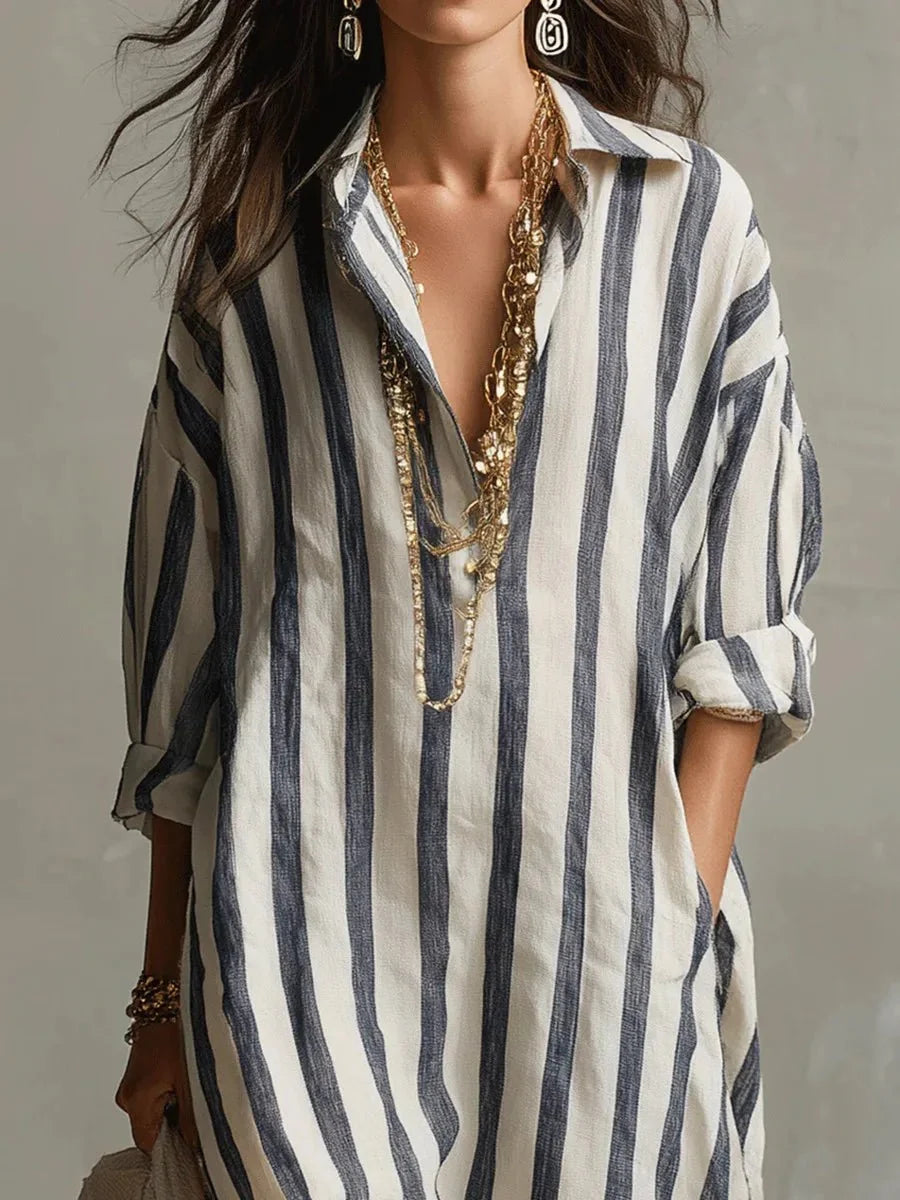 Vêtement décontracté femme: robe chemise rayée ample et confortable, avec poches, pour un look estival.