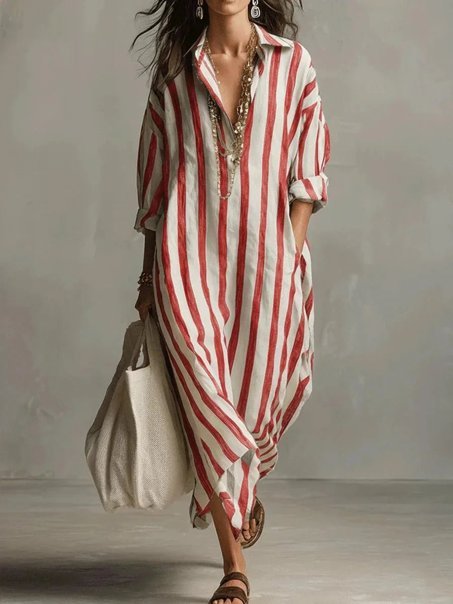 Mode femme: robe longue rayée ample, style chemise décontracté et élégant, parfaite pour la saison chaude, avec poches.