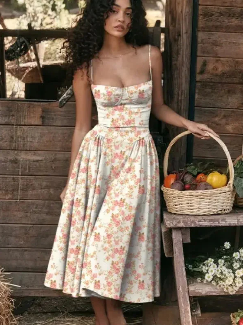 Robe femme élégante à col V et coupe flatteuse, style décontracté, idéale pour l'été et les vacances.