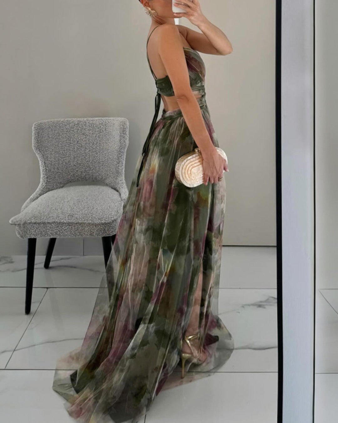 Robe à bretelles pour femme, longue et fluide, style élégant et décontracté, idéale pour l'été.