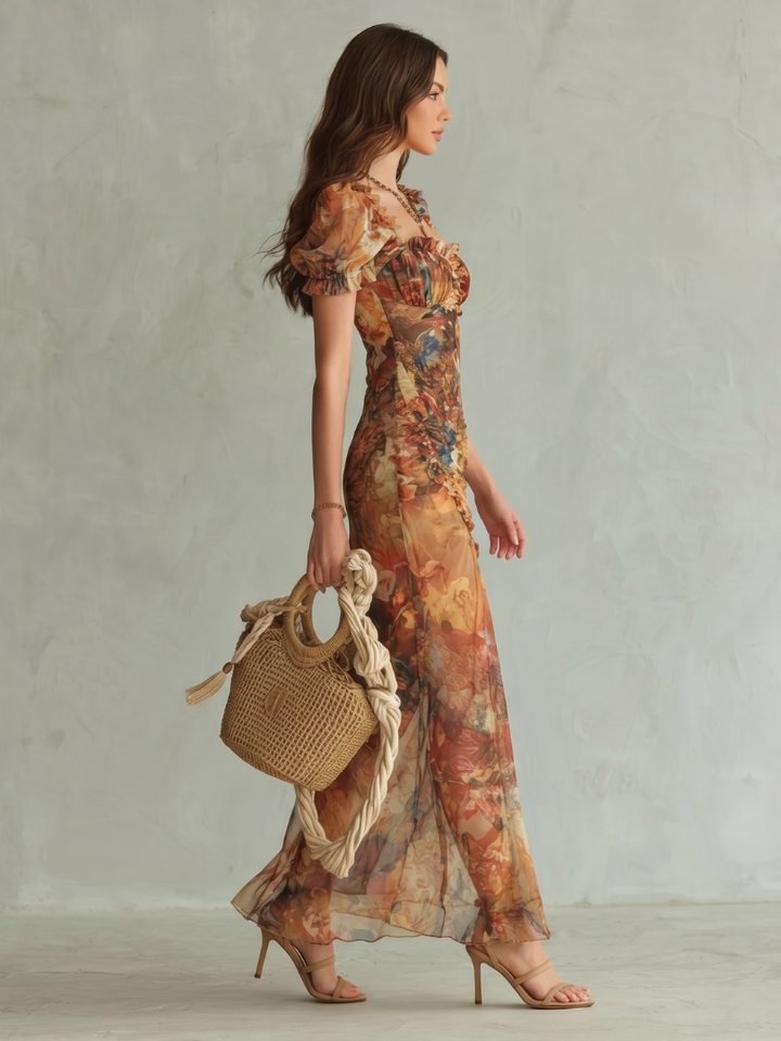 Superbe robe femme élégante boho chic, motif floral, décolleté cœur, fente haute. Parfaite tenue de soirée.