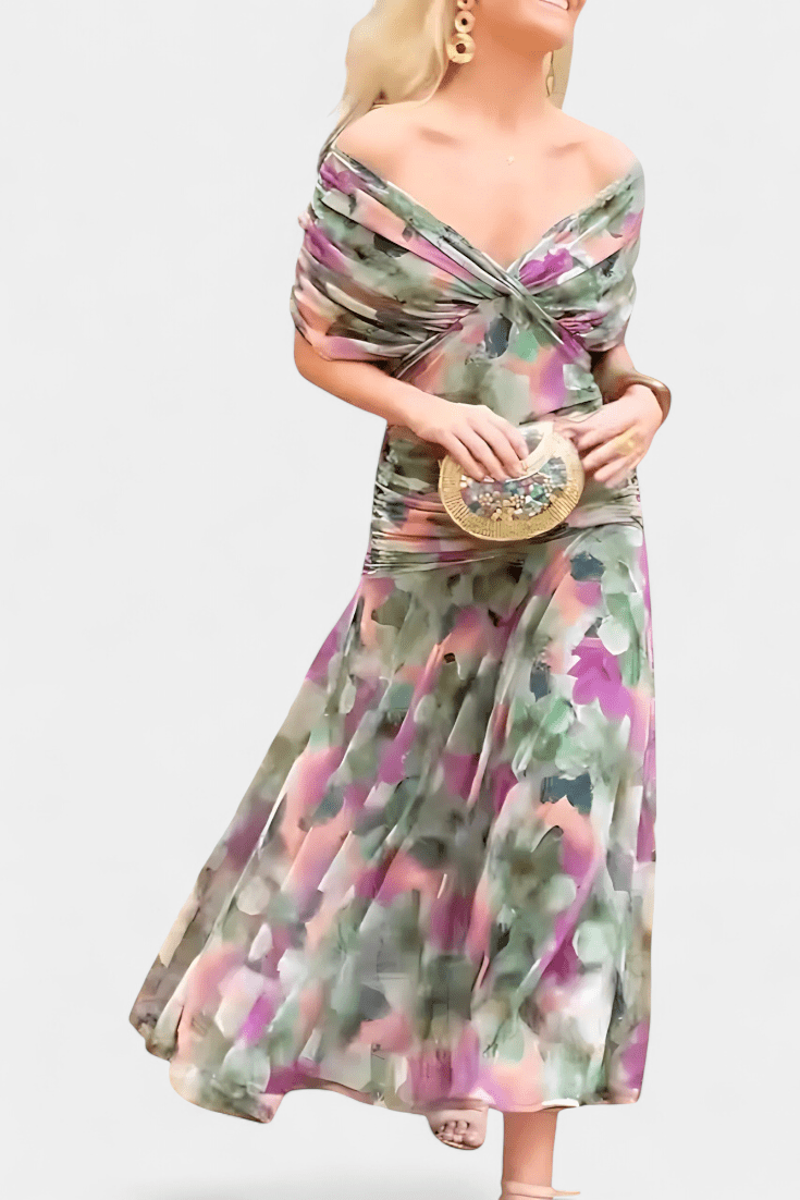 Robe longue femme, motif fleuri, élégante et facile à porter, pour un style chic.