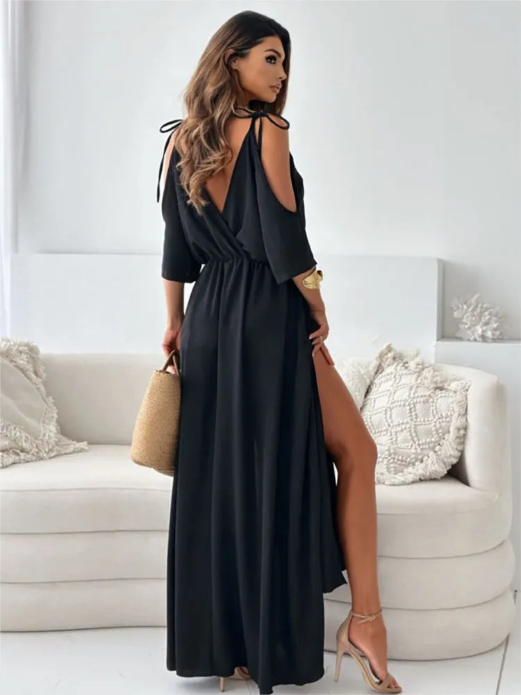 Robe longue à épaules dénudées pour femme, coupe fluide et élégante. Idéale pour un look tendance et raffiné.