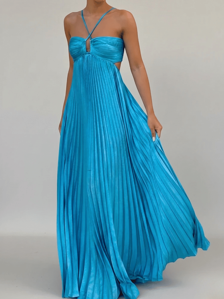 Robe longue femme plissée dos nu, style élégant et décontracté, pour un look estival fluide.