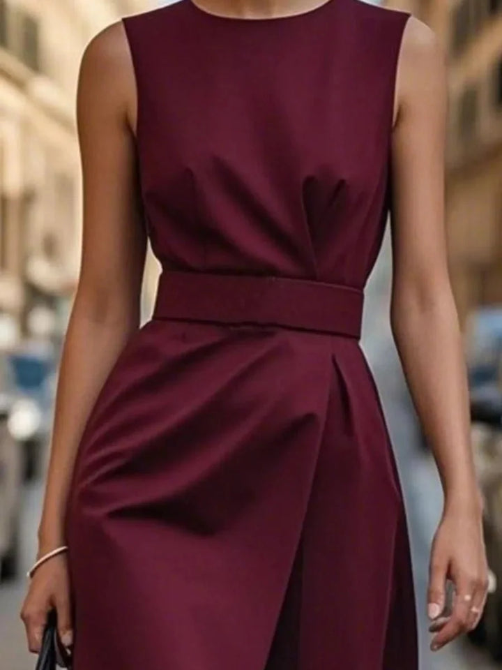 Robe midi polyvalente pour femme, sans manches, élégante et respirante, idéale pour l'été.