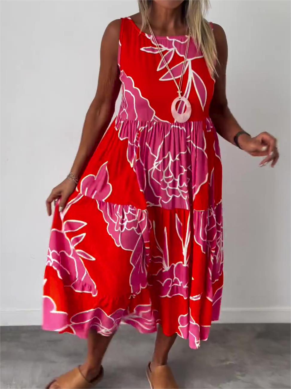 Robe femme fleurie imprimé floral, coupe trapèze fluide. Idéale pour une tenue décontractée ou de soirée chic.