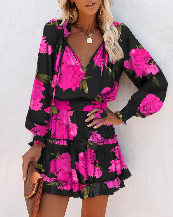 Robe mini fleurie femme élégante, à manches longues, parfaite pour printemps/été.