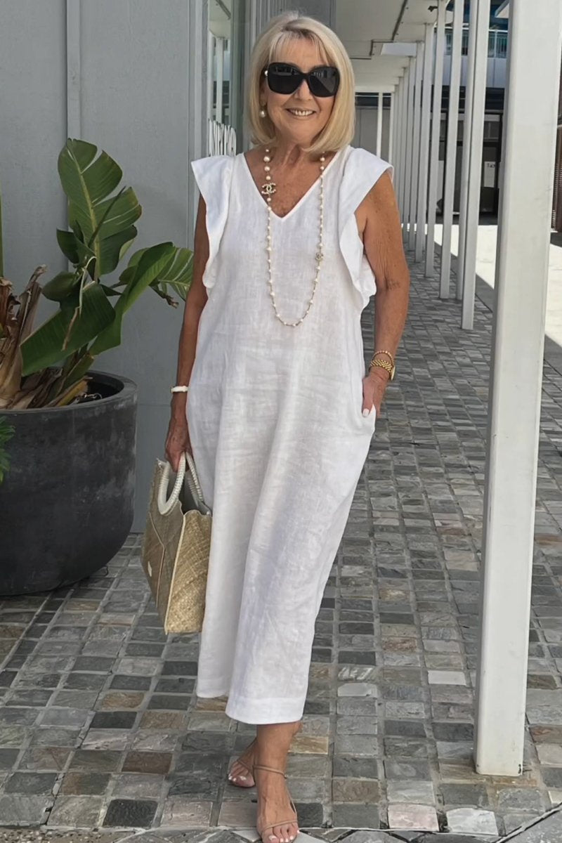 Déclaration de mode estivale : robe chic sans manches pour femme, élégante, confortable et polyvalente.