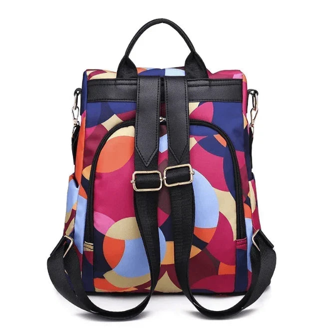 Accessoire femme: sac à dos antivol élégant garantissant sécurité et style pour le quotidien et les voyages.