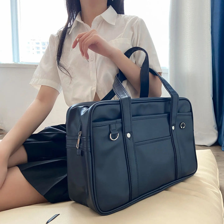 Grand sac à main femme en simili cuir noir pour cours lycée et étudiante, élégant et spacieux.