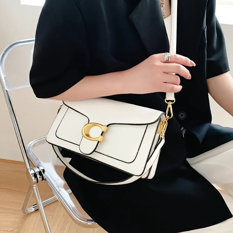 Sac à main élégant pour femme avec organisation intelligente, accessoire de mode polyvalent et chic.