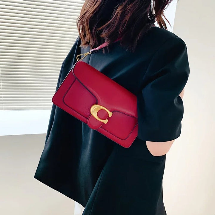 Sac femme élégant au design moderne, un fourre-tout chic et polyvalent pour toutes les occasions mode.