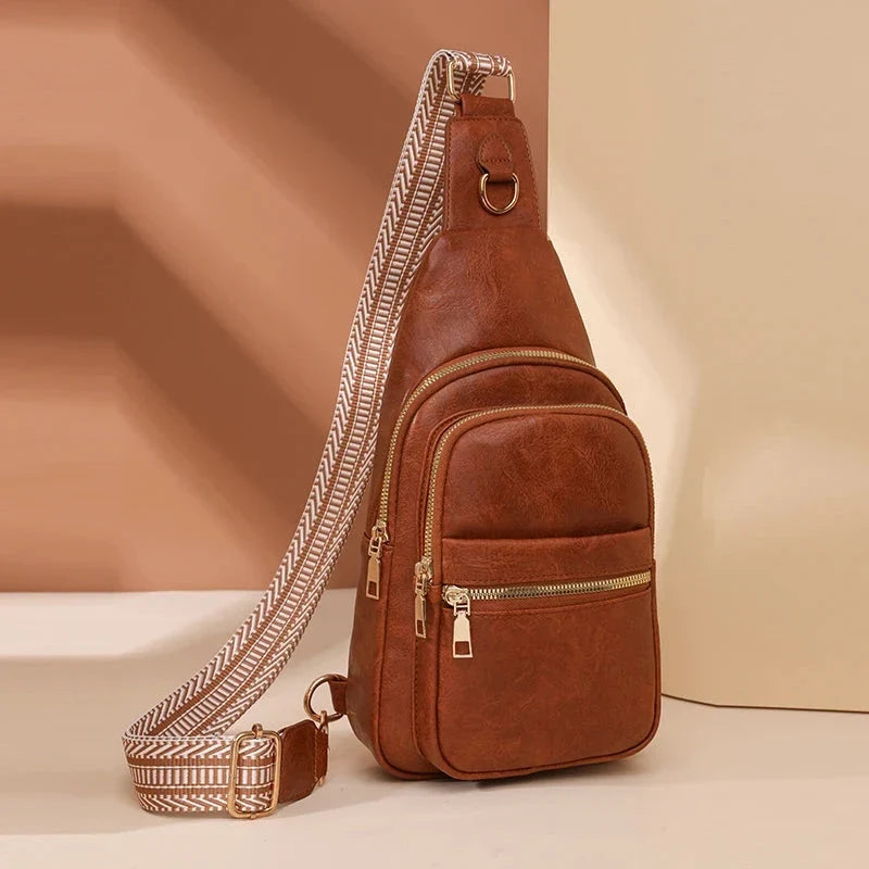 Sac banane bandoulière femme élégant, accessoire de mode en cuir PU. Pour sport ou ville.