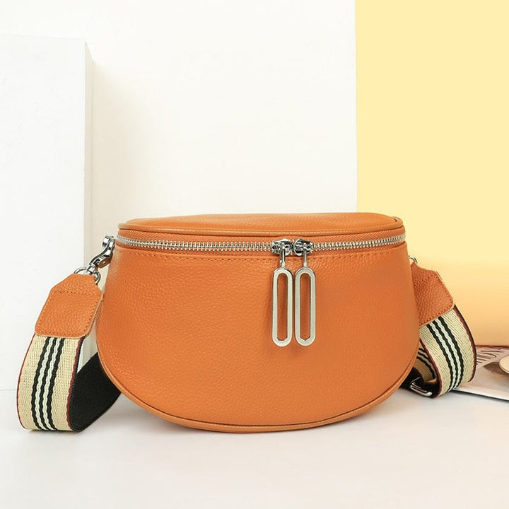 Sac banane Viviana femme, pratique avec sangle ajustable, en cuir vegan souple et résistant.