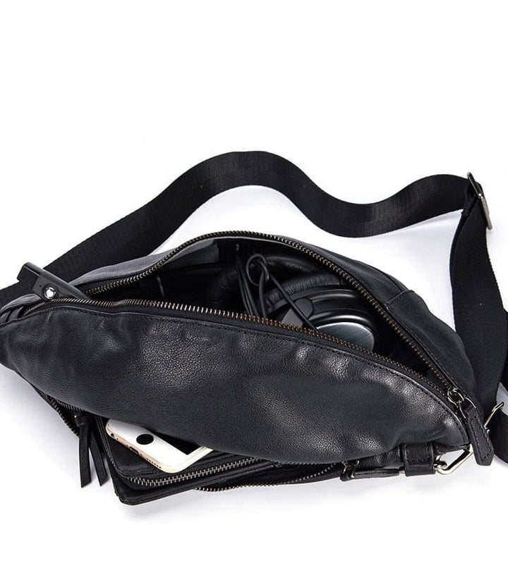 Sac banane en cuir véritable pour homme, compact et pratique pour transporter vos essentiels.