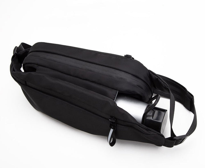 Sac banane déperlant avec poches multiples pour les sportifs, course à pied ou vélo.